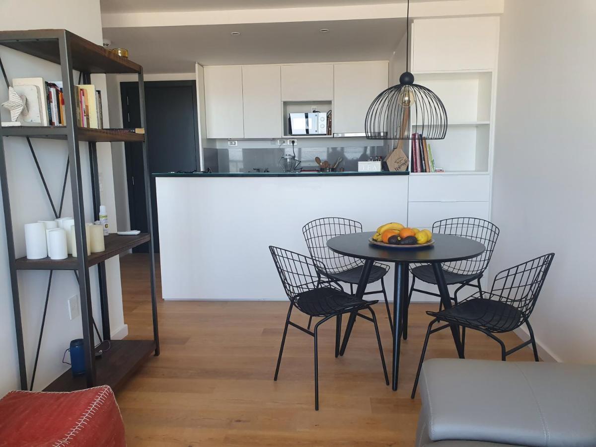 Modern Apartment First Line Beach Montevideo Uy Buitenkant foto